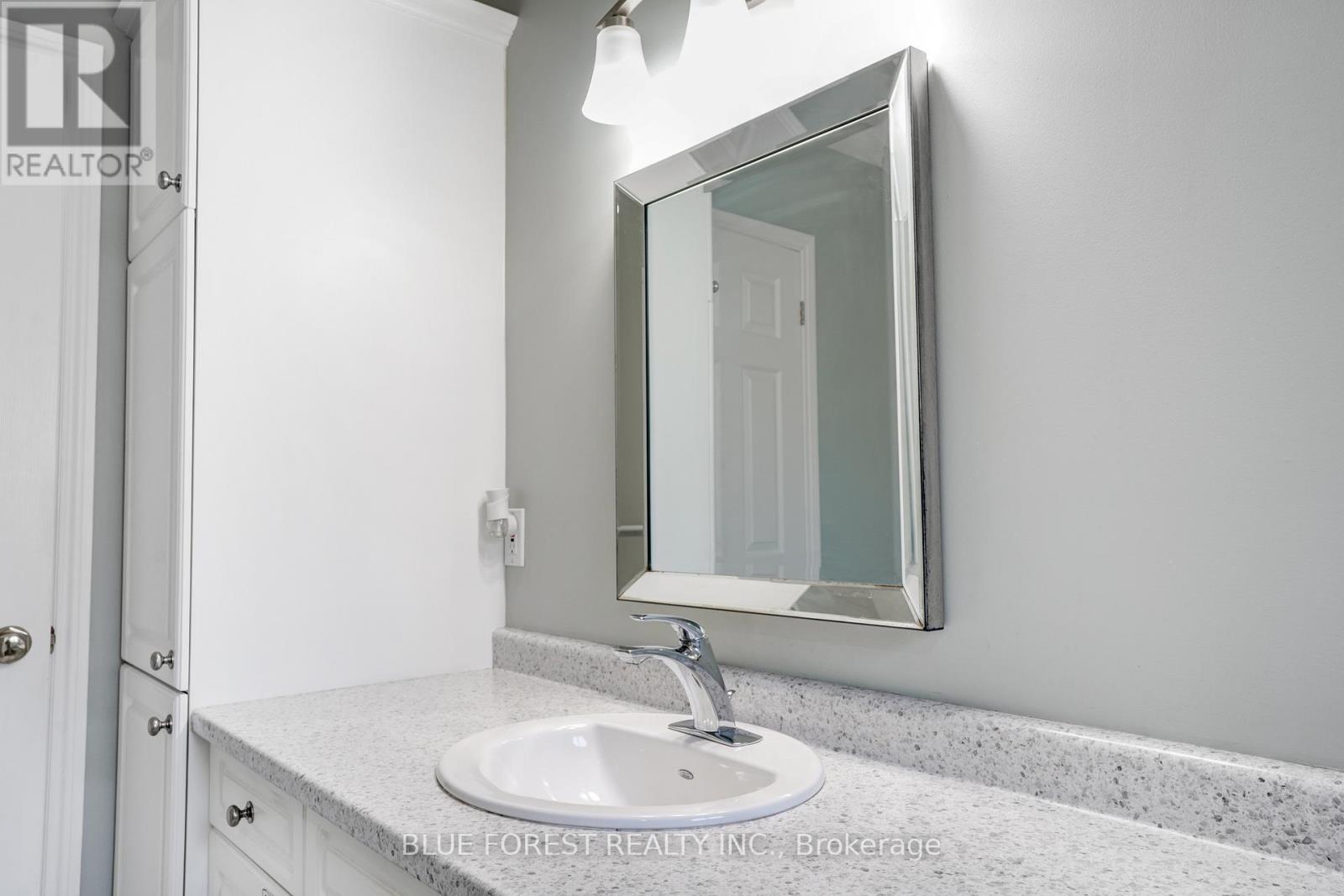 23 FOX MILL CRESCENT - 25