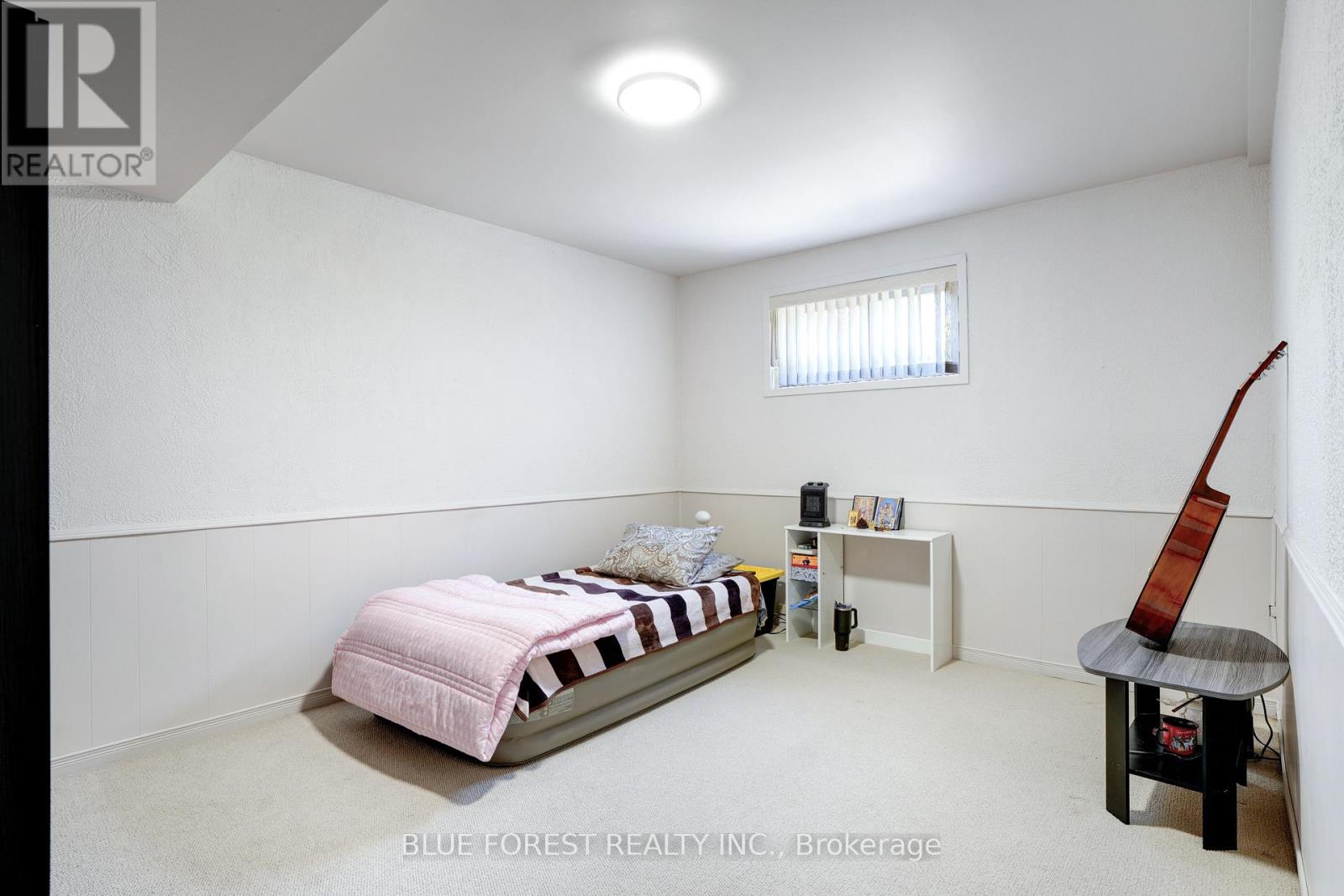 23 FOX MILL CRESCENT - 29