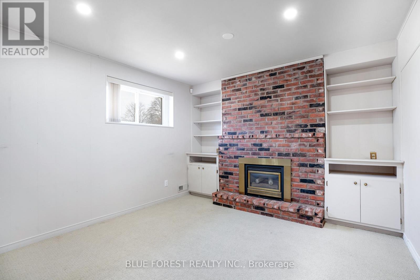 23 FOX MILL CRESCENT - 32