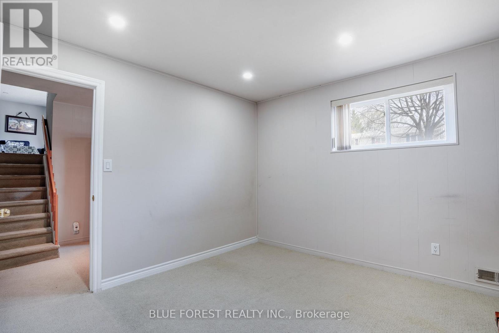 23 FOX MILL CRESCENT - 33