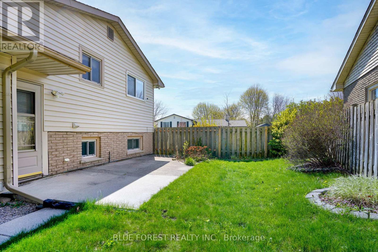 23 FOX MILL CRESCENT - 37