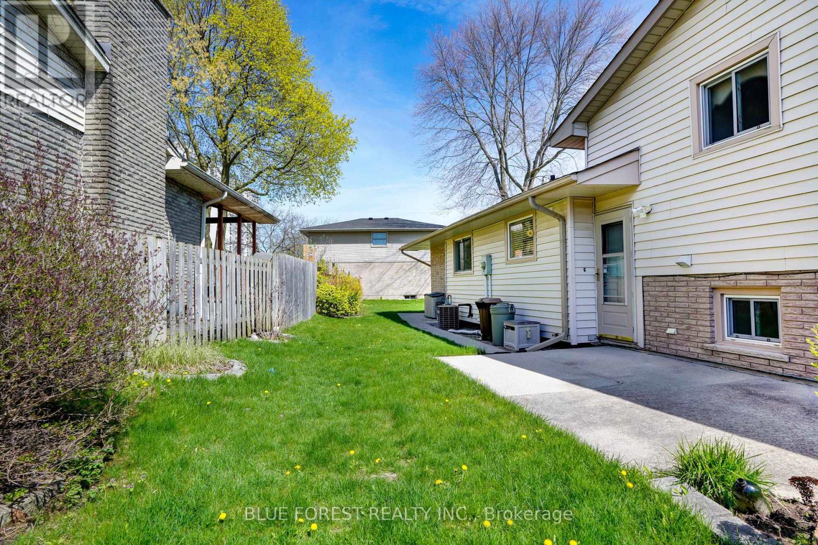 23 FOX MILL CRESCENT - 38