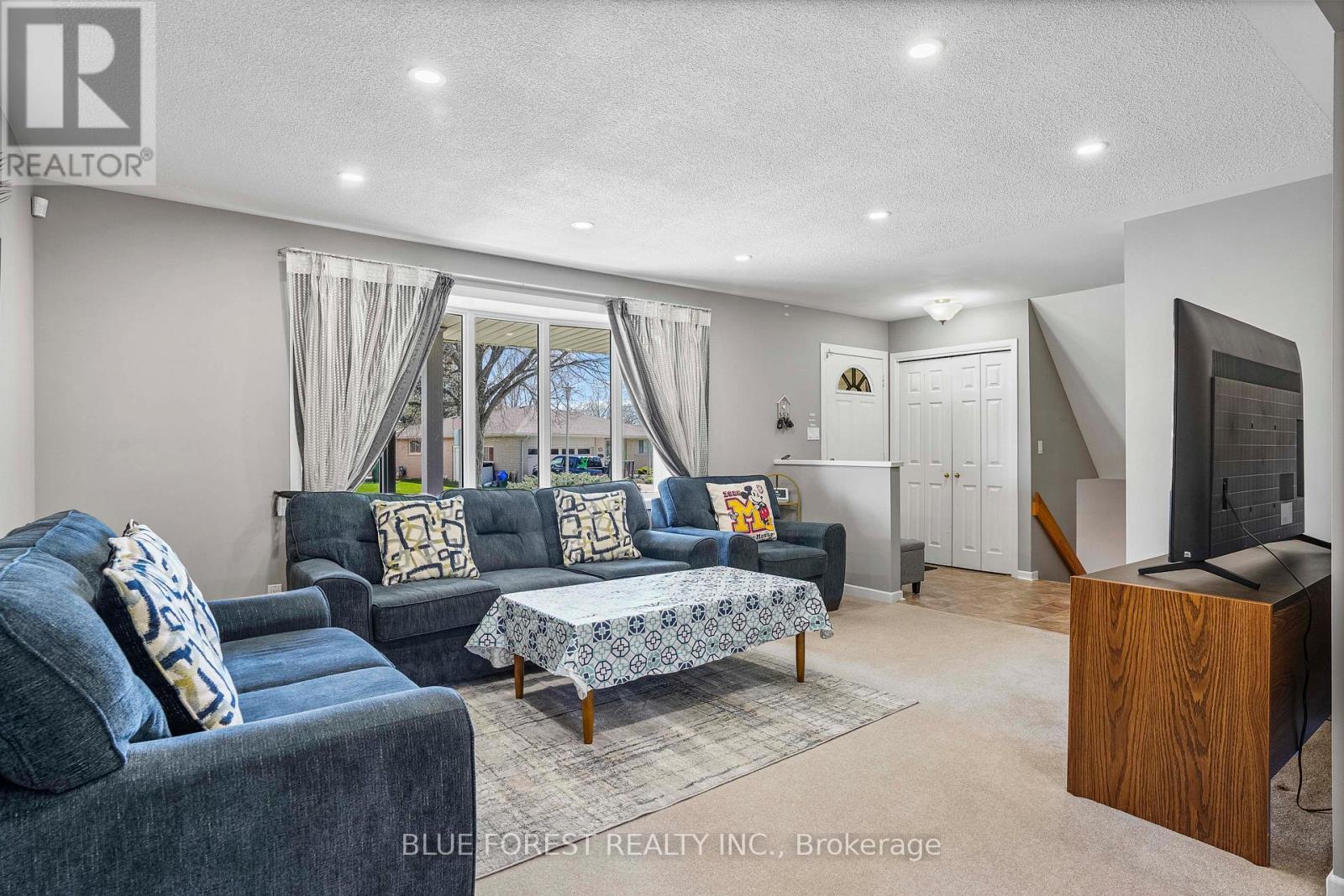 23 FOX MILL CRESCENT - 8