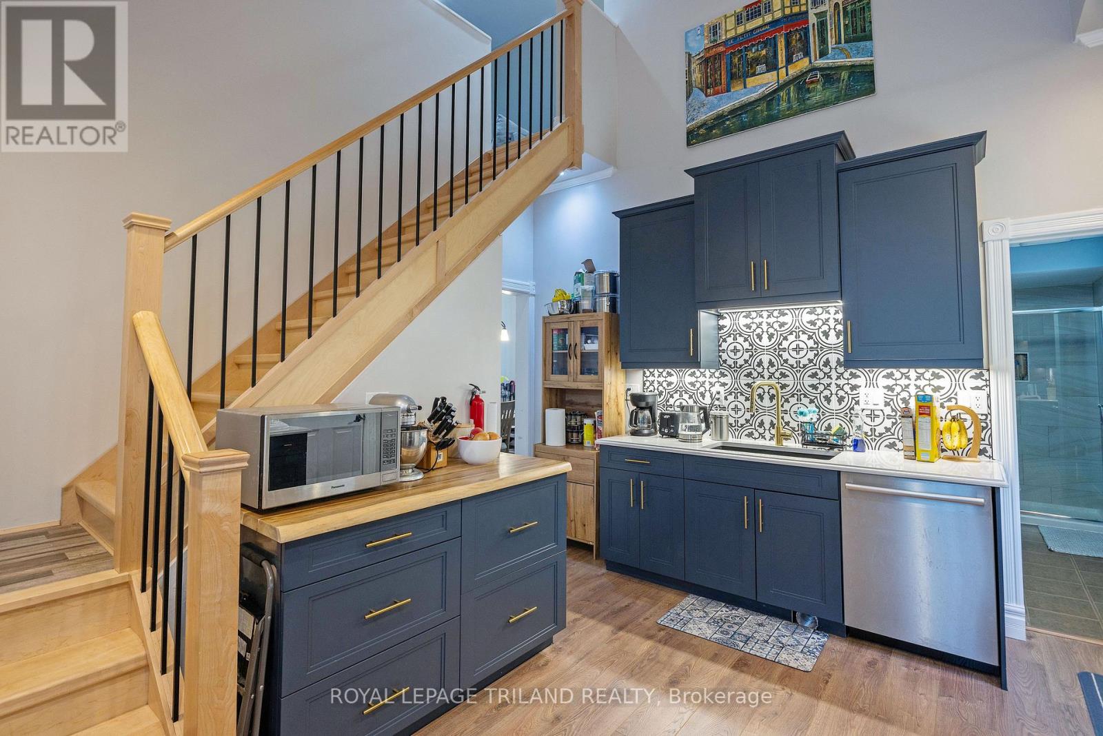 49 DEVONSHIRE PLACE - 17