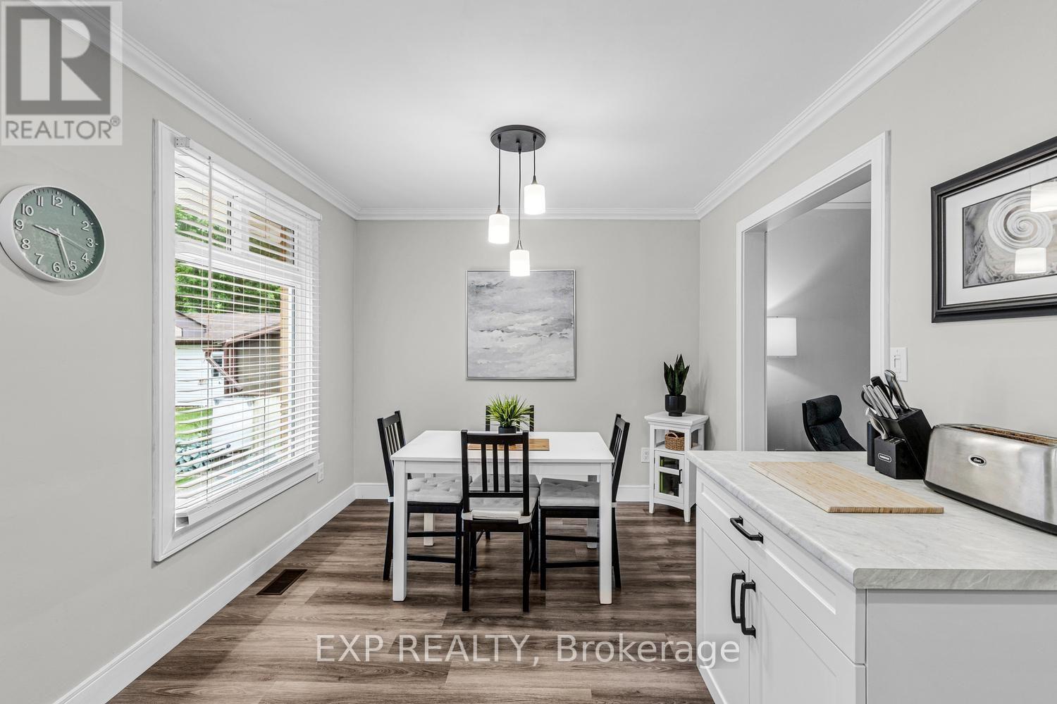 577 DEWAN STREET - 16
