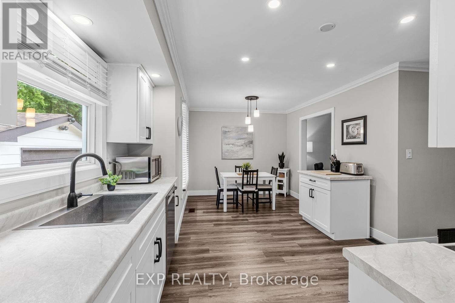 577 DEWAN STREET - 18