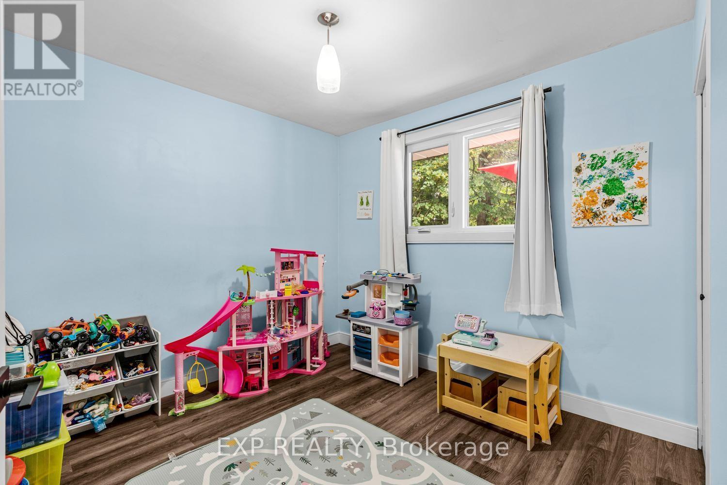 577 DEWAN STREET - 26