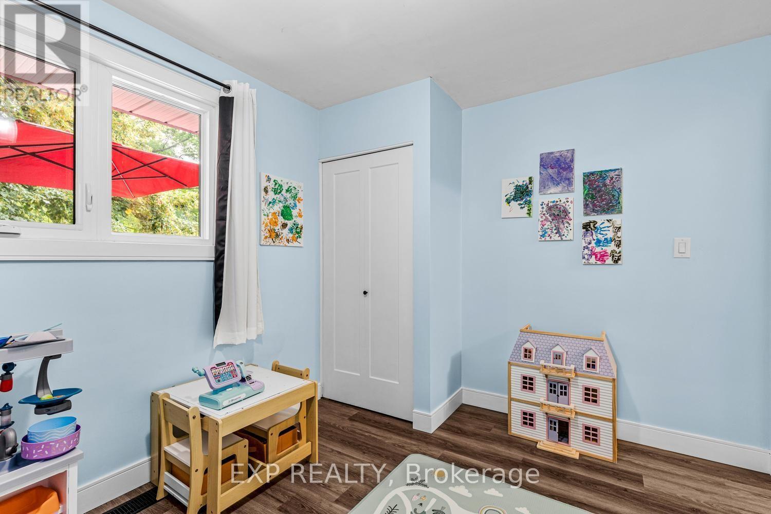 577 DEWAN STREET - 27