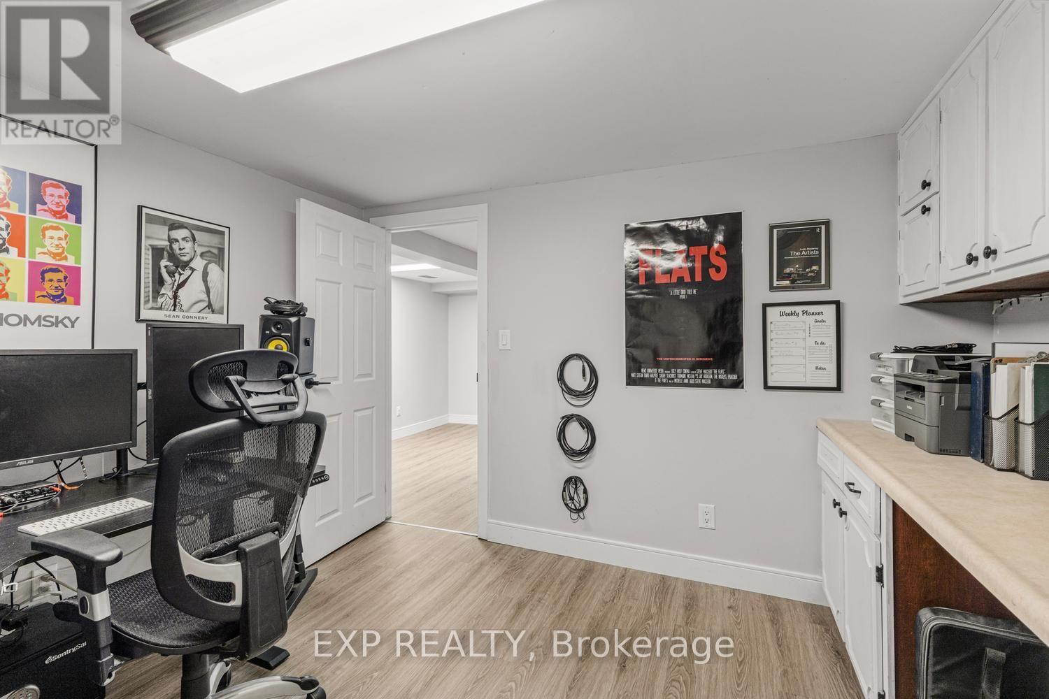 577 DEWAN STREET - 37