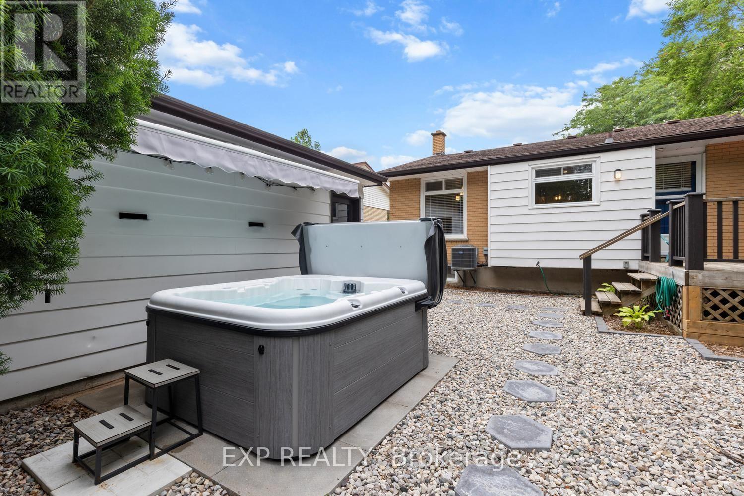 577 DEWAN STREET - 44