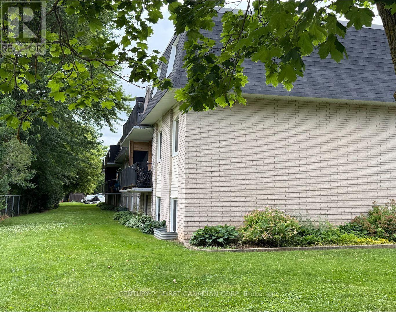 #331 118 PRESTON STREET S - 2