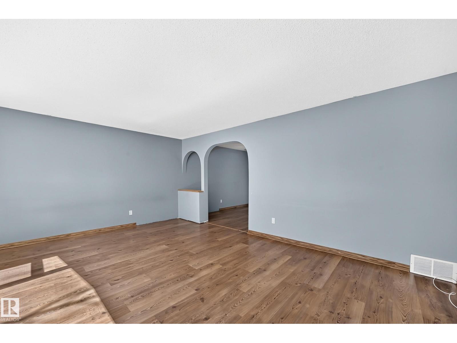 12 GALEN CR — photo 13