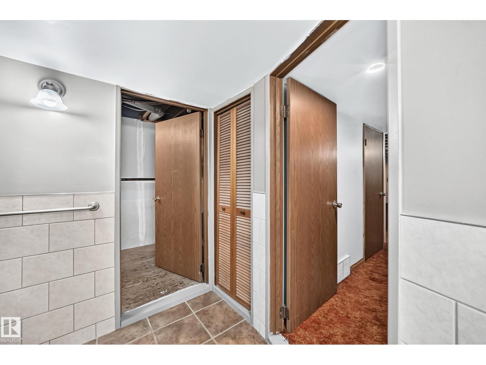 12 GALEN CR — photo 38