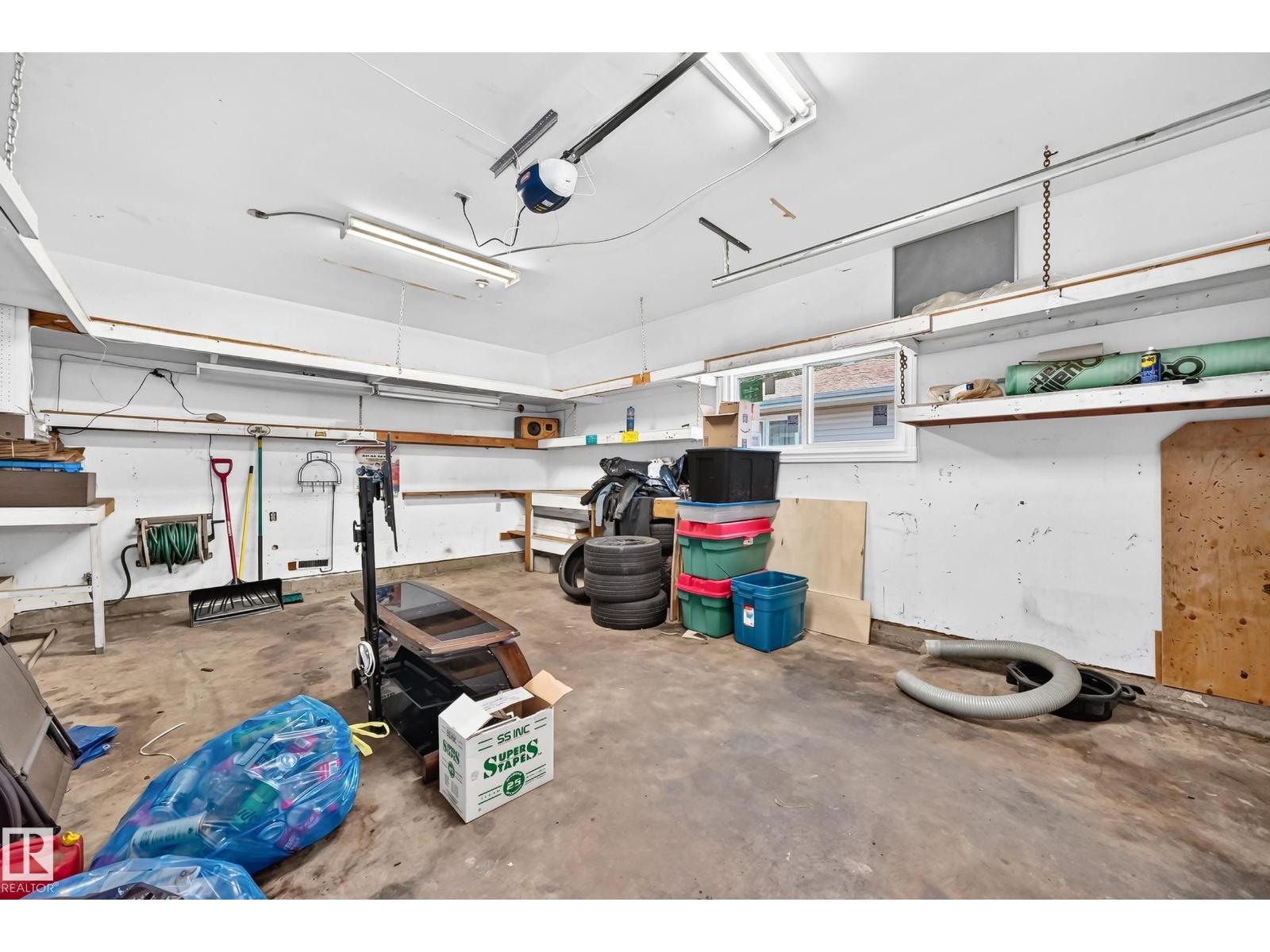 12 GALEN CR — photo 39