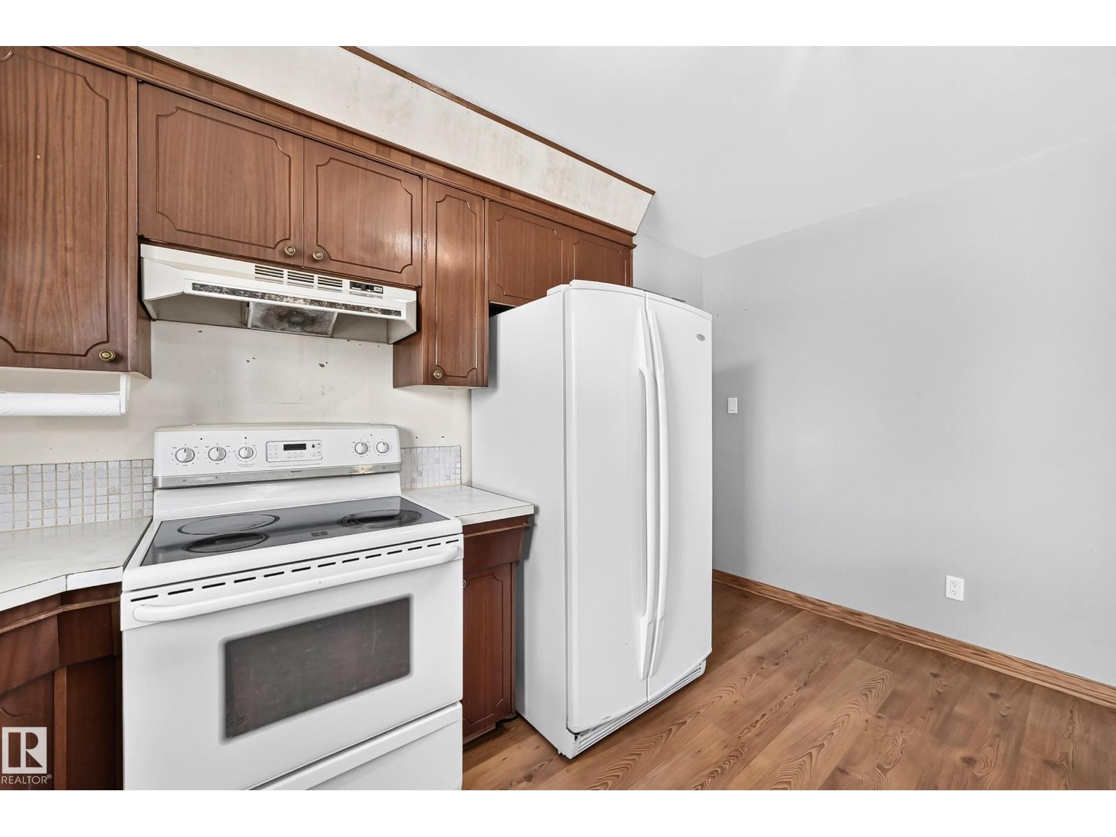 12 GALEN CR — photo 8