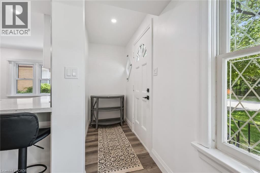 151 HUNGERFORD Road - 14