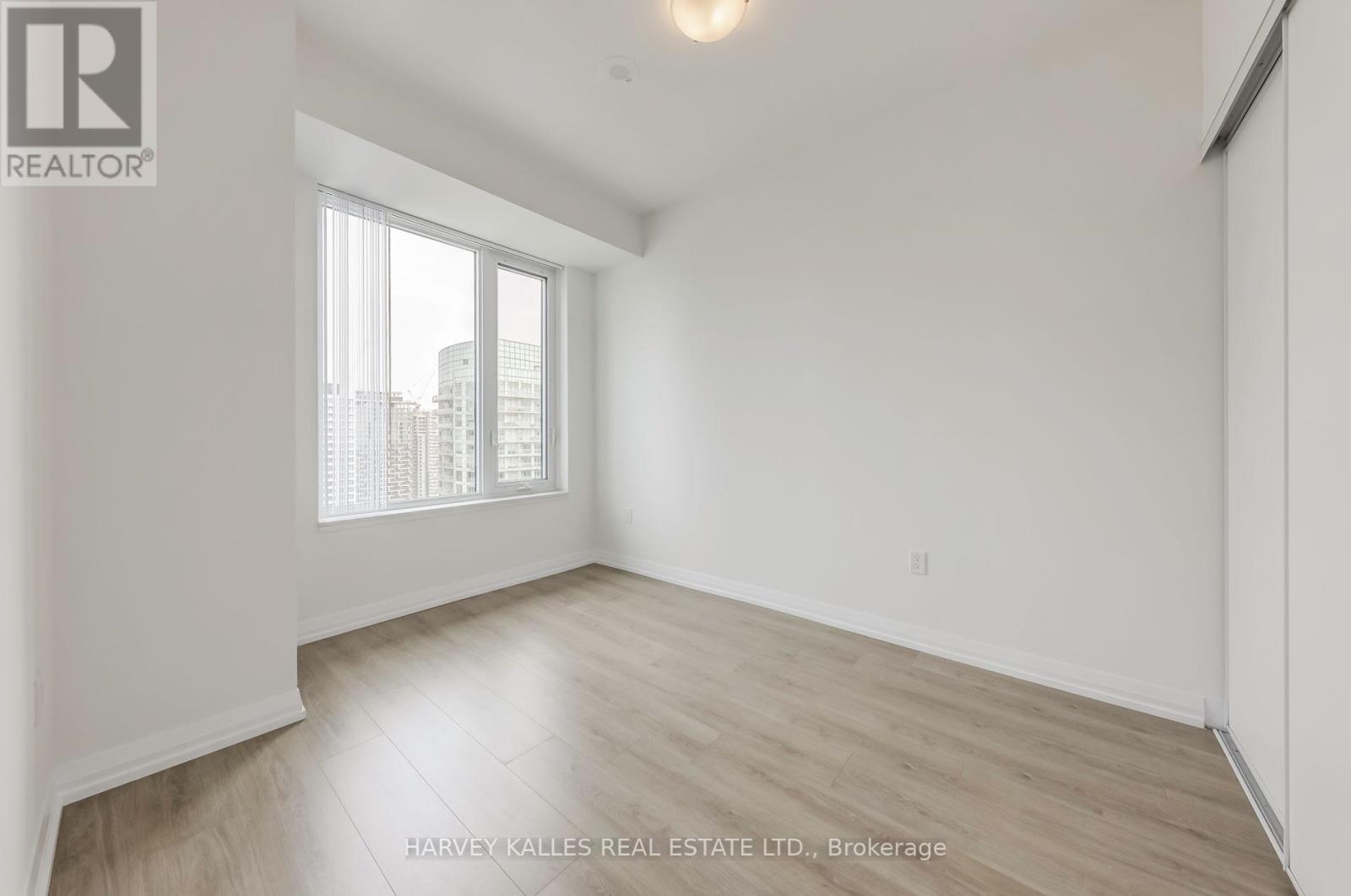 #LPH18 50 DUNFIELD AVENUE - 10