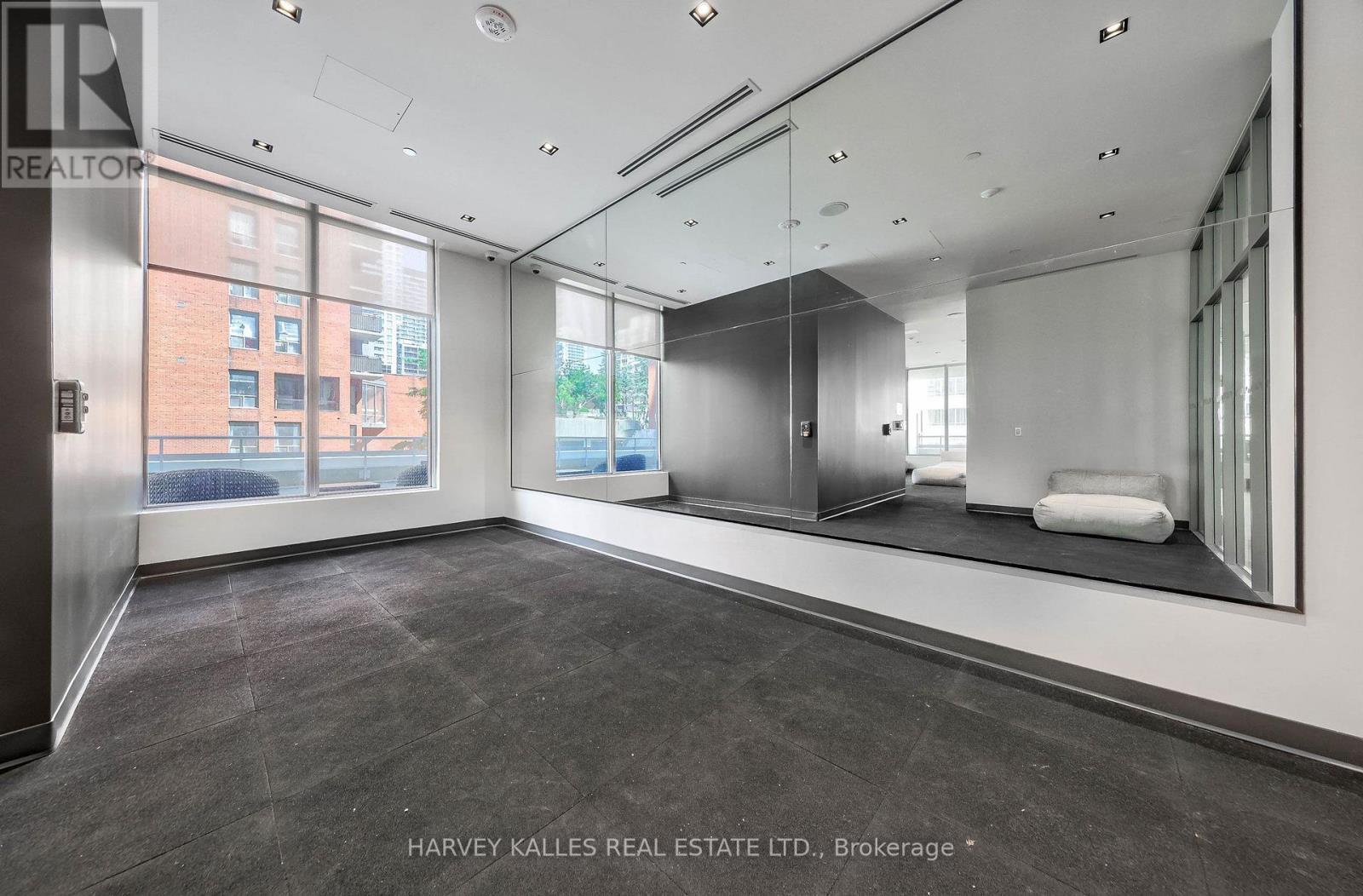 #LPH18 50 DUNFIELD AVENUE - 24