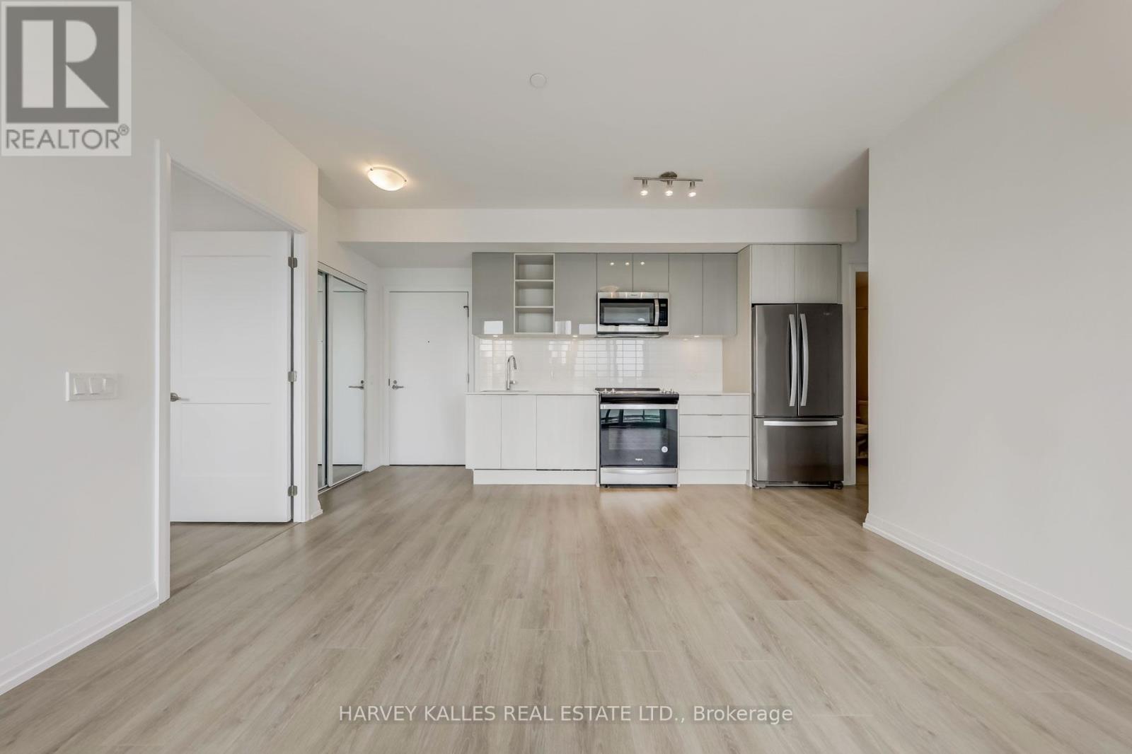 #LPH18 50 DUNFIELD AVENUE - 4