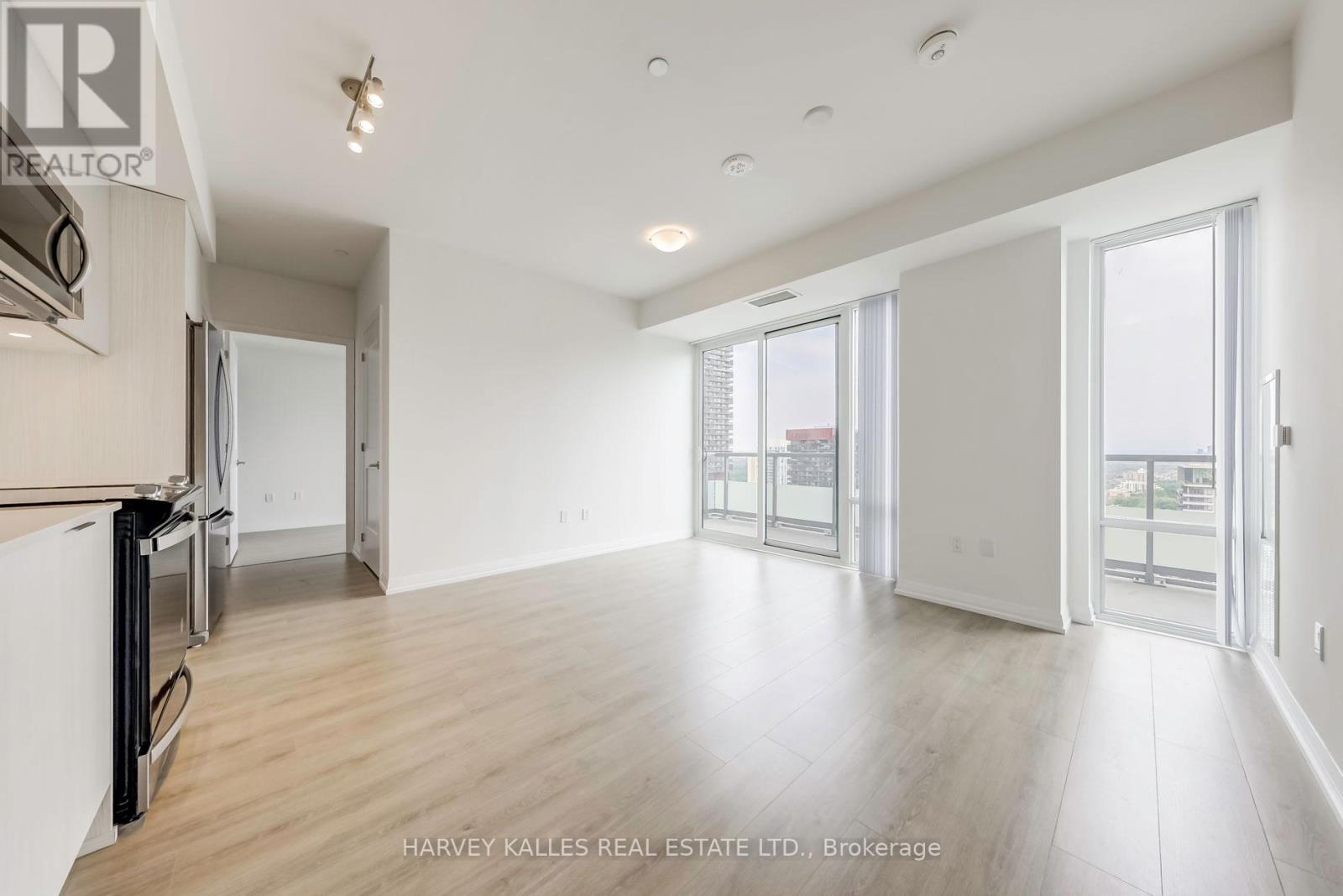 #LPH18 50 DUNFIELD AVENUE - 5