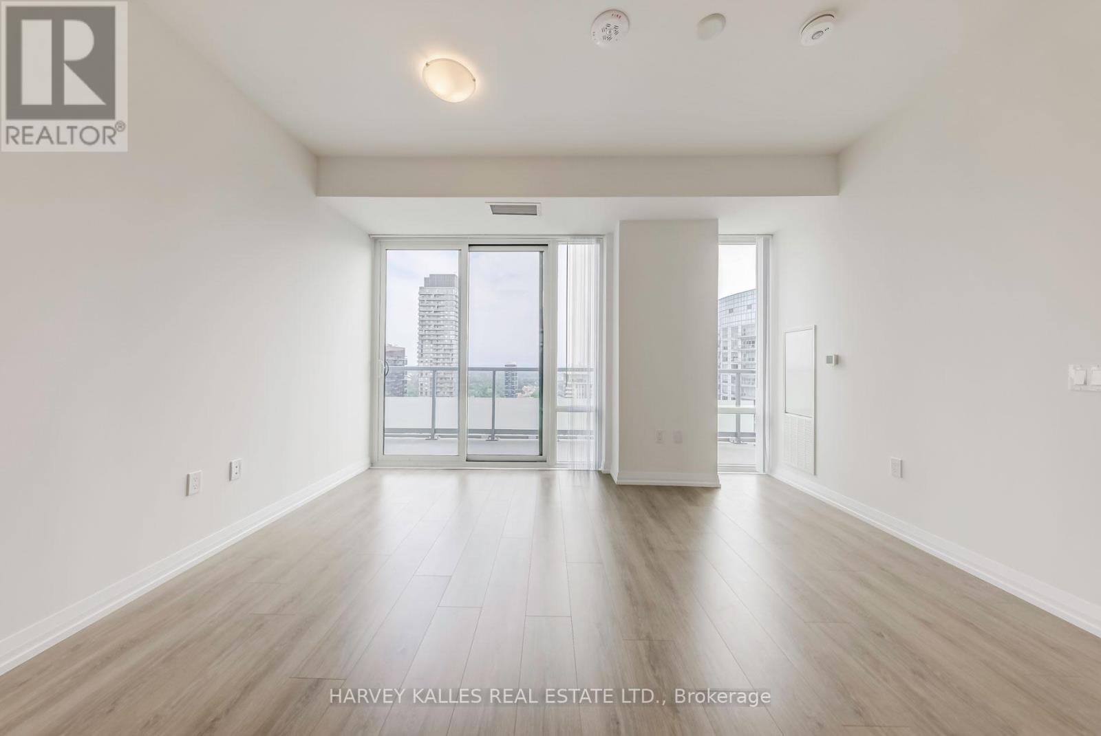 #LPH18 50 DUNFIELD AVENUE - 6