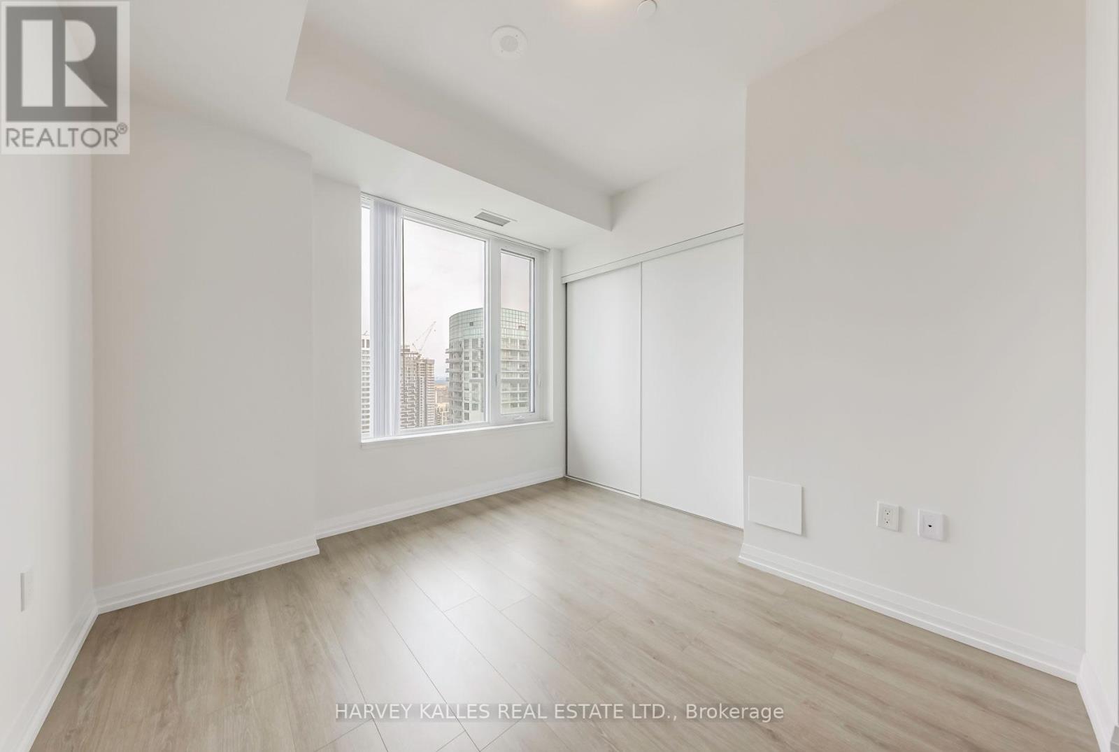 #LPH18 50 DUNFIELD AVENUE - 8