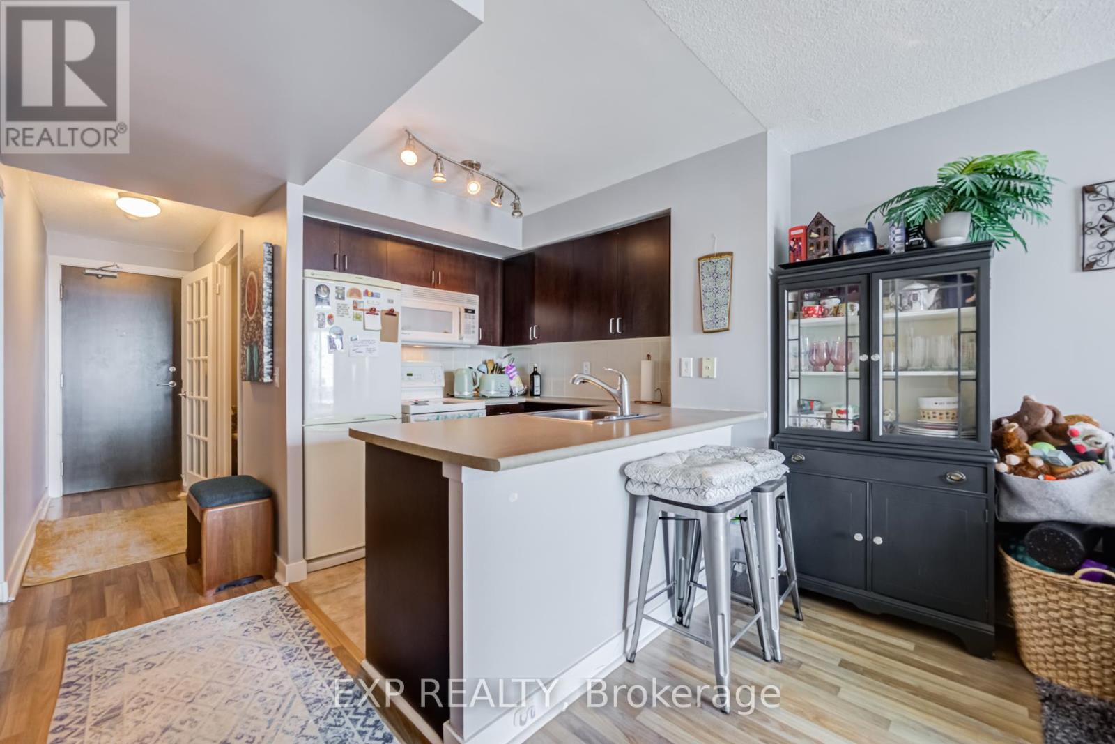 #1606 50 LYNN WILLIAMS STREET - 12