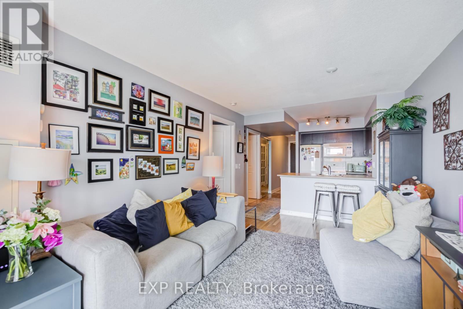 #1606 50 LYNN WILLIAMS STREET - 19