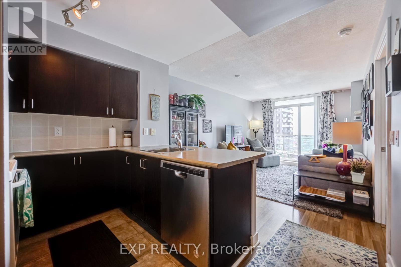 #1606 50 LYNN WILLIAMS STREET - 8