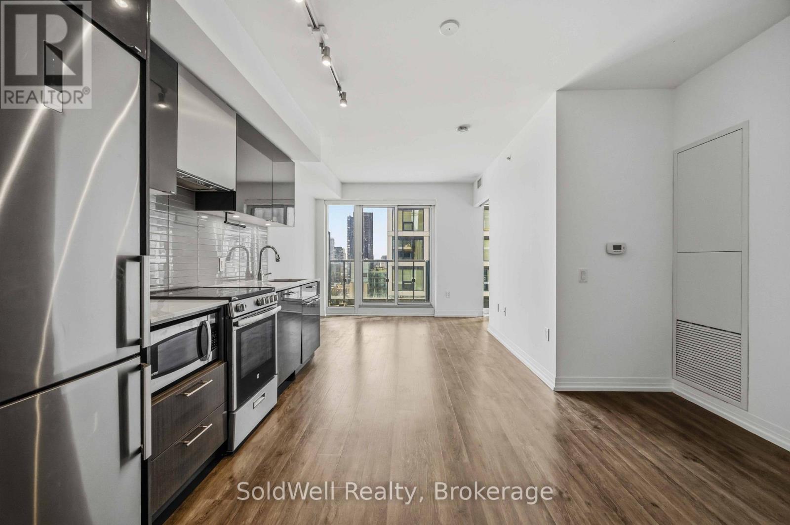 #1720 251 JARVIS STREET - 3