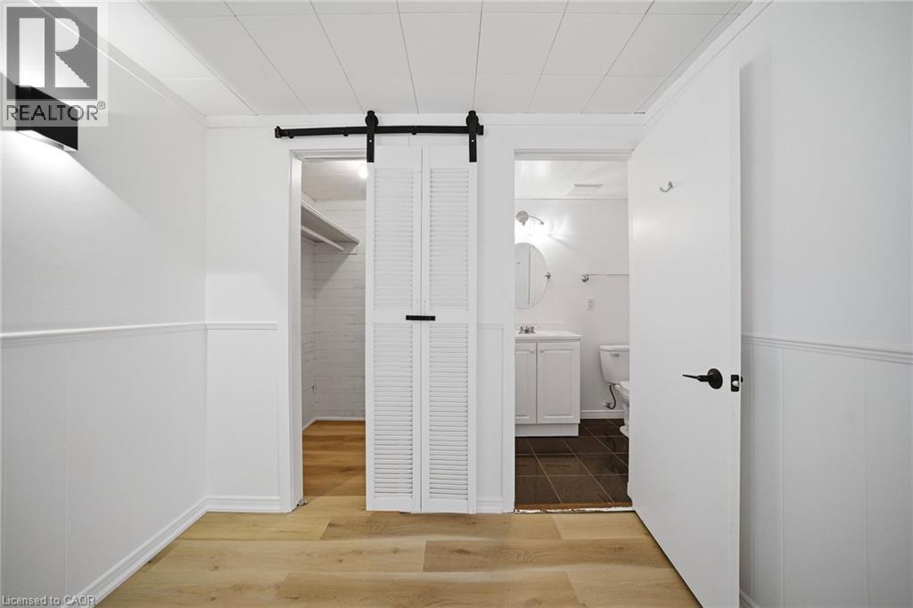 2306 DEVON Road - 26
