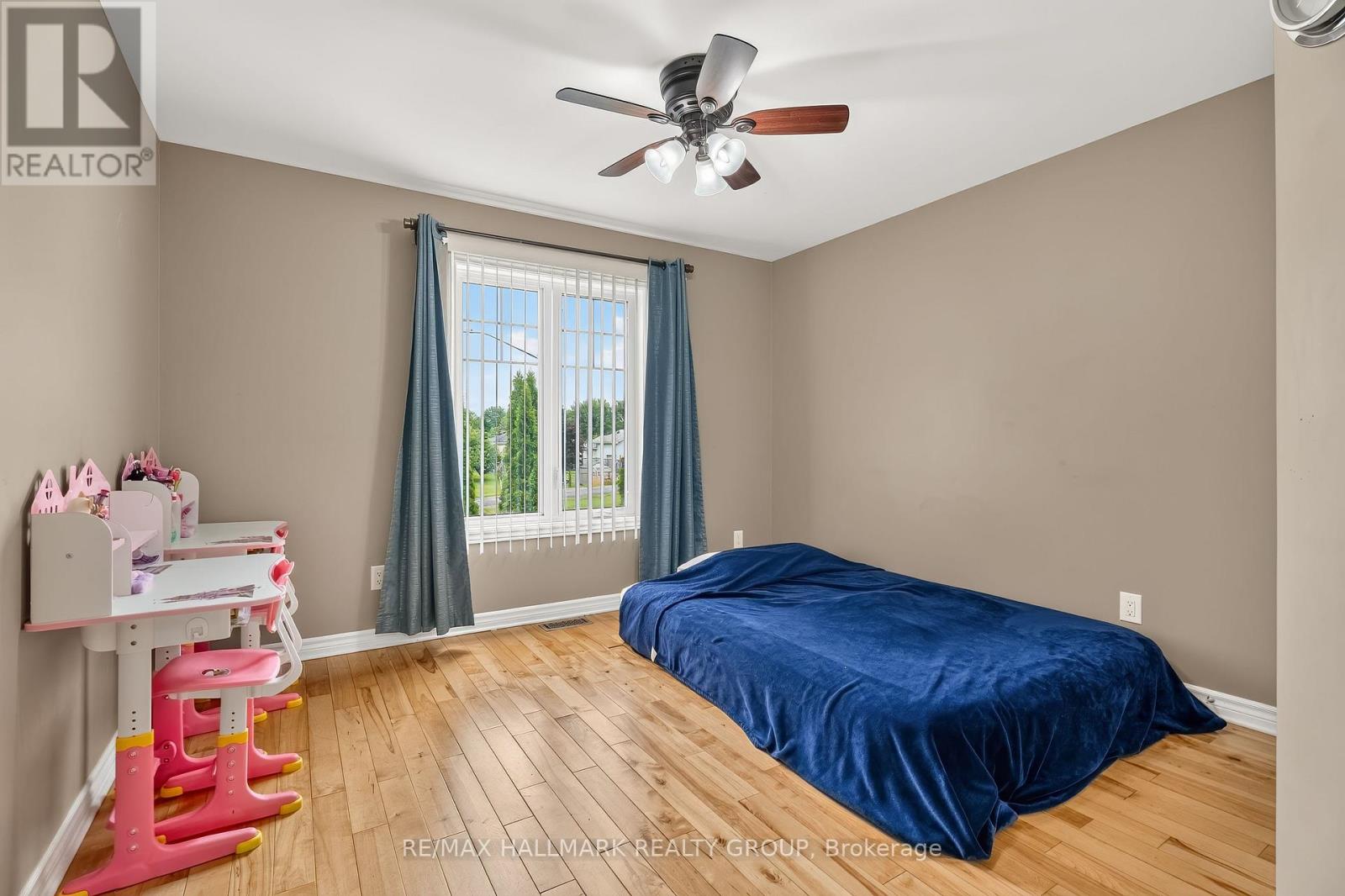 4300 SCHELL STREET - Image 23