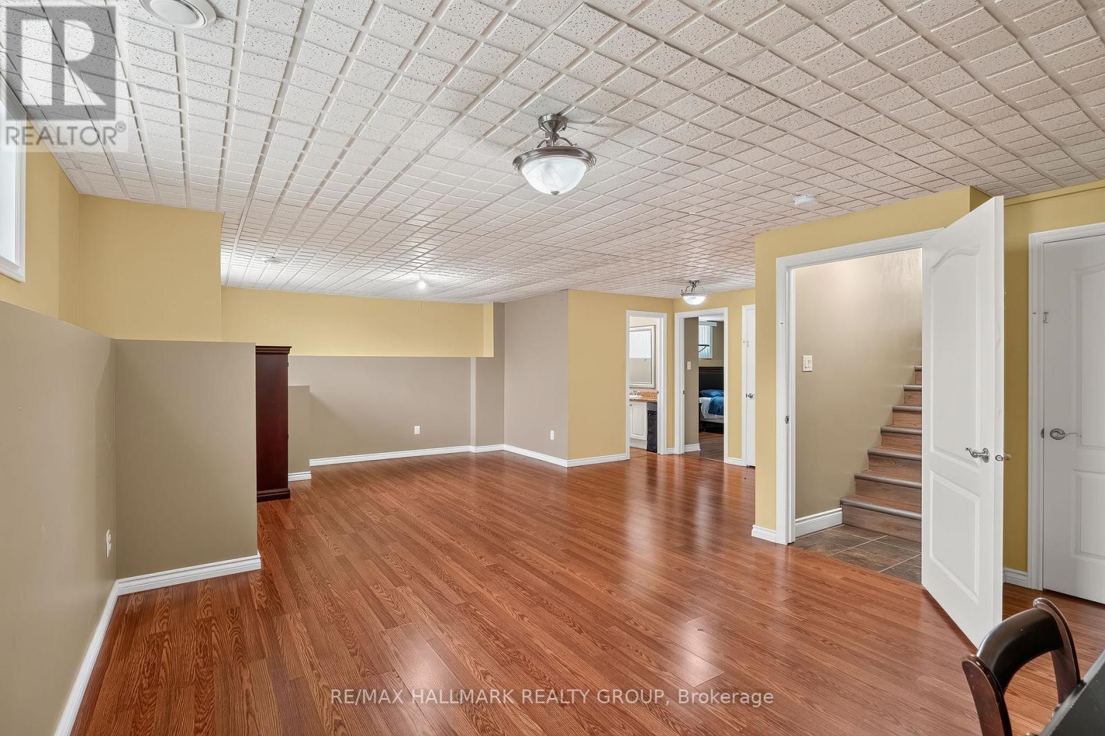 4300 SCHELL STREET - Image 25