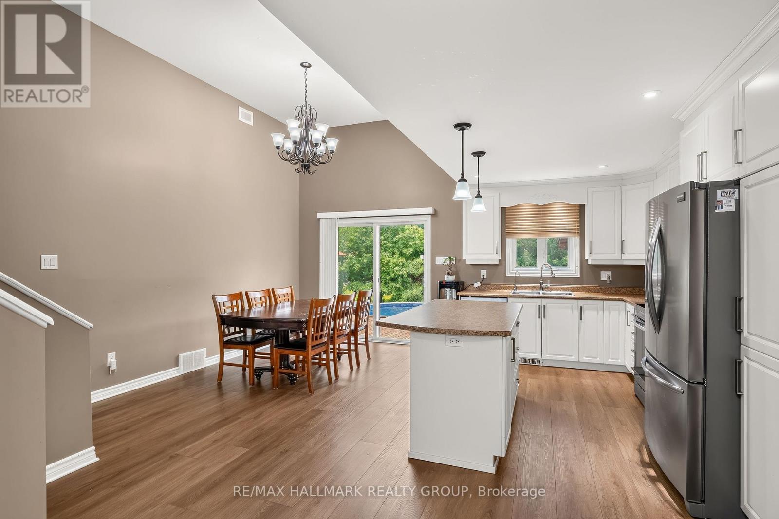 4300 SCHELL STREET - Image 6