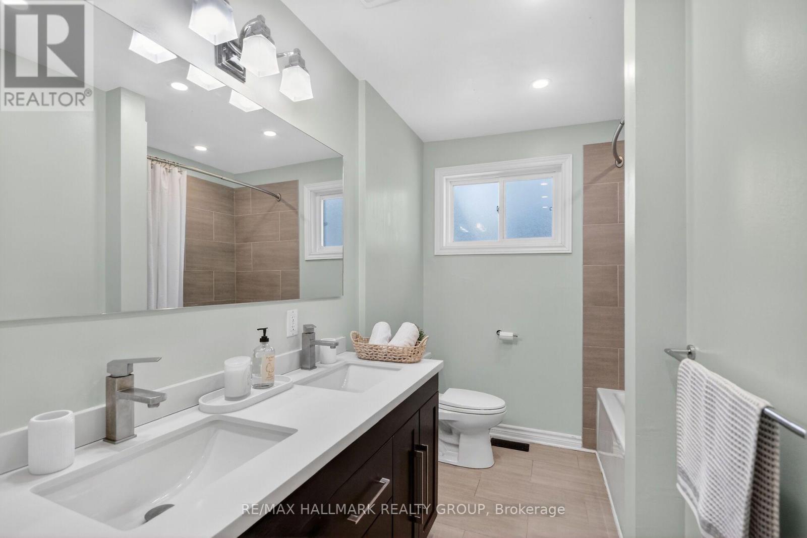 1865 ARIZONA AVENUE, Ottawa. Luxury613. By Peter Sagos - Image 16
