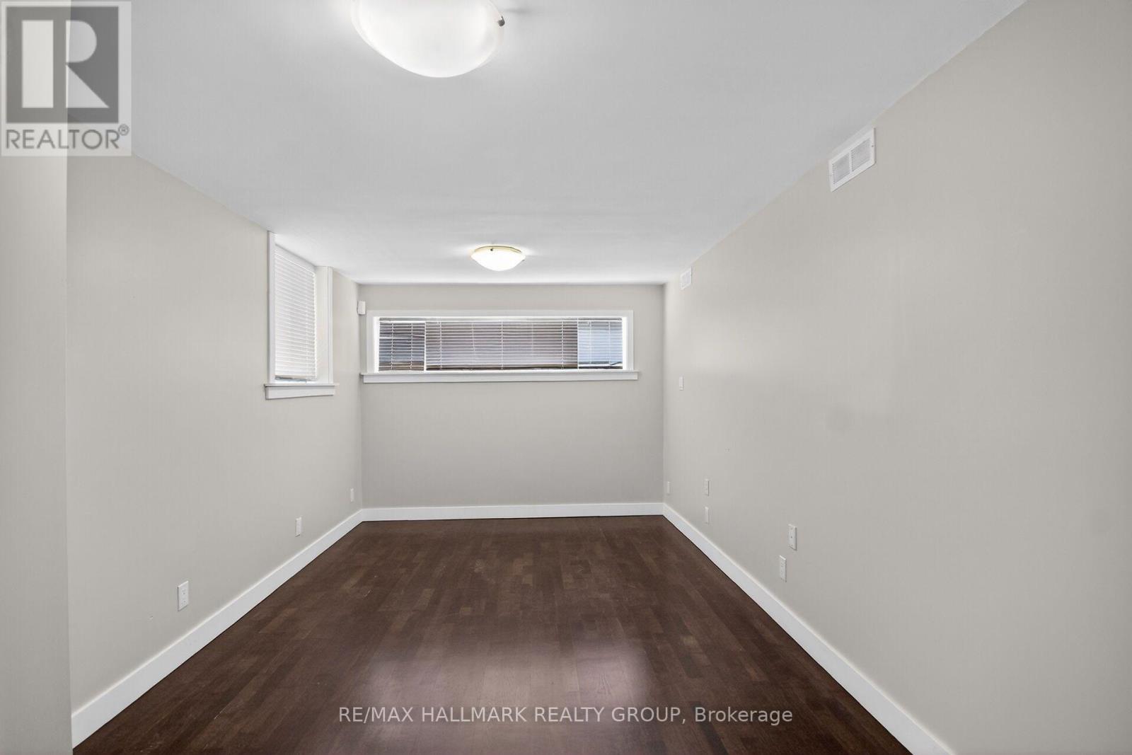 1865 ARIZONA AVENUE, Ottawa. Luxury613. By Peter Sagos - Image 22