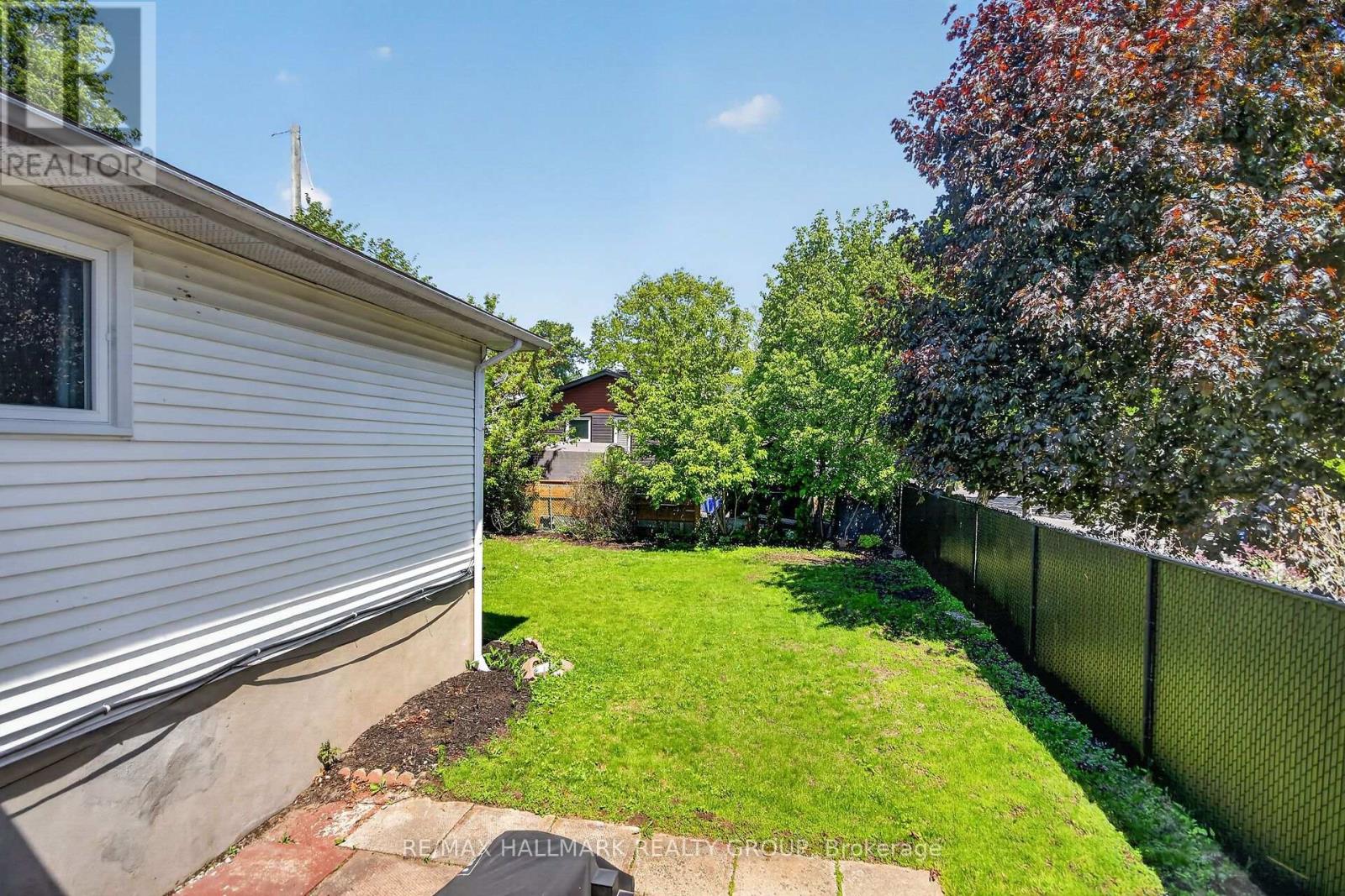 1865 ARIZONA AVENUE, Ottawa. Luxury613. By Peter Sagos - Image 26