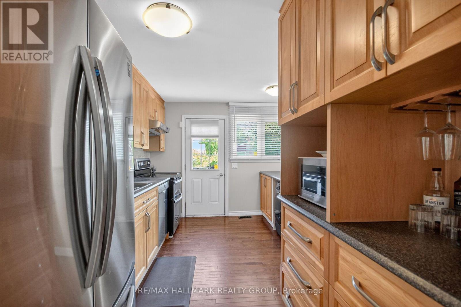 1865 ARIZONA AVENUE, Ottawa. Luxury613. By Peter Sagos - Image 8
