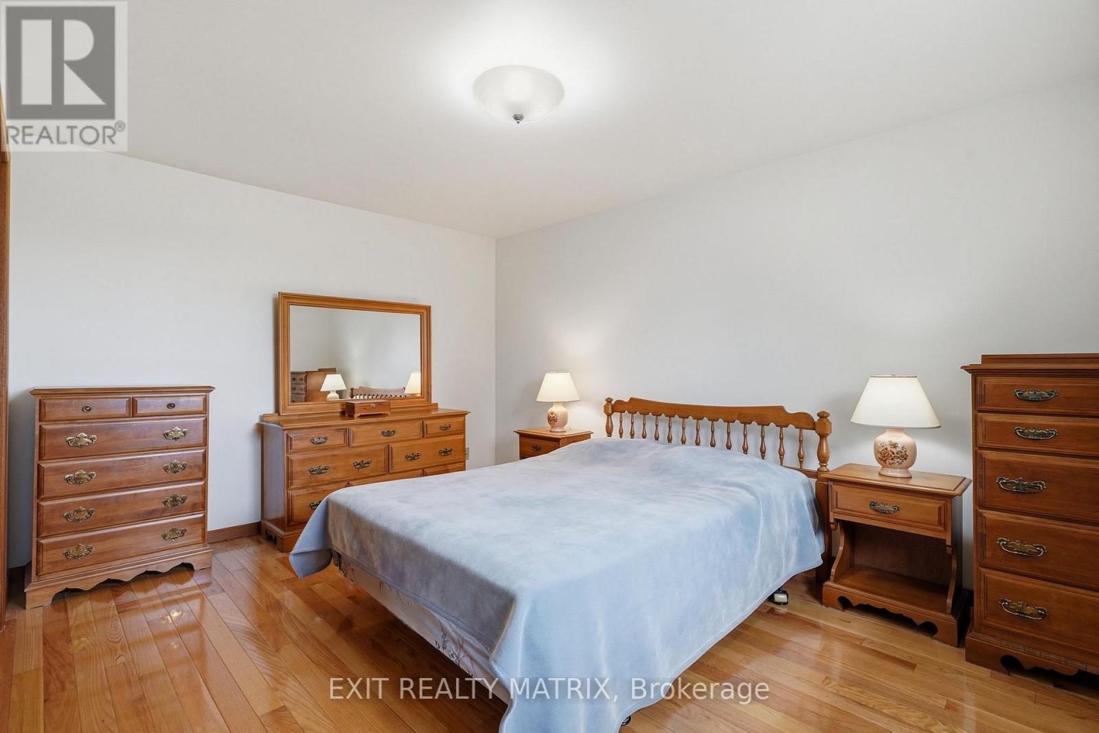 18203 KENYON 19 CONCESSION - Image 24