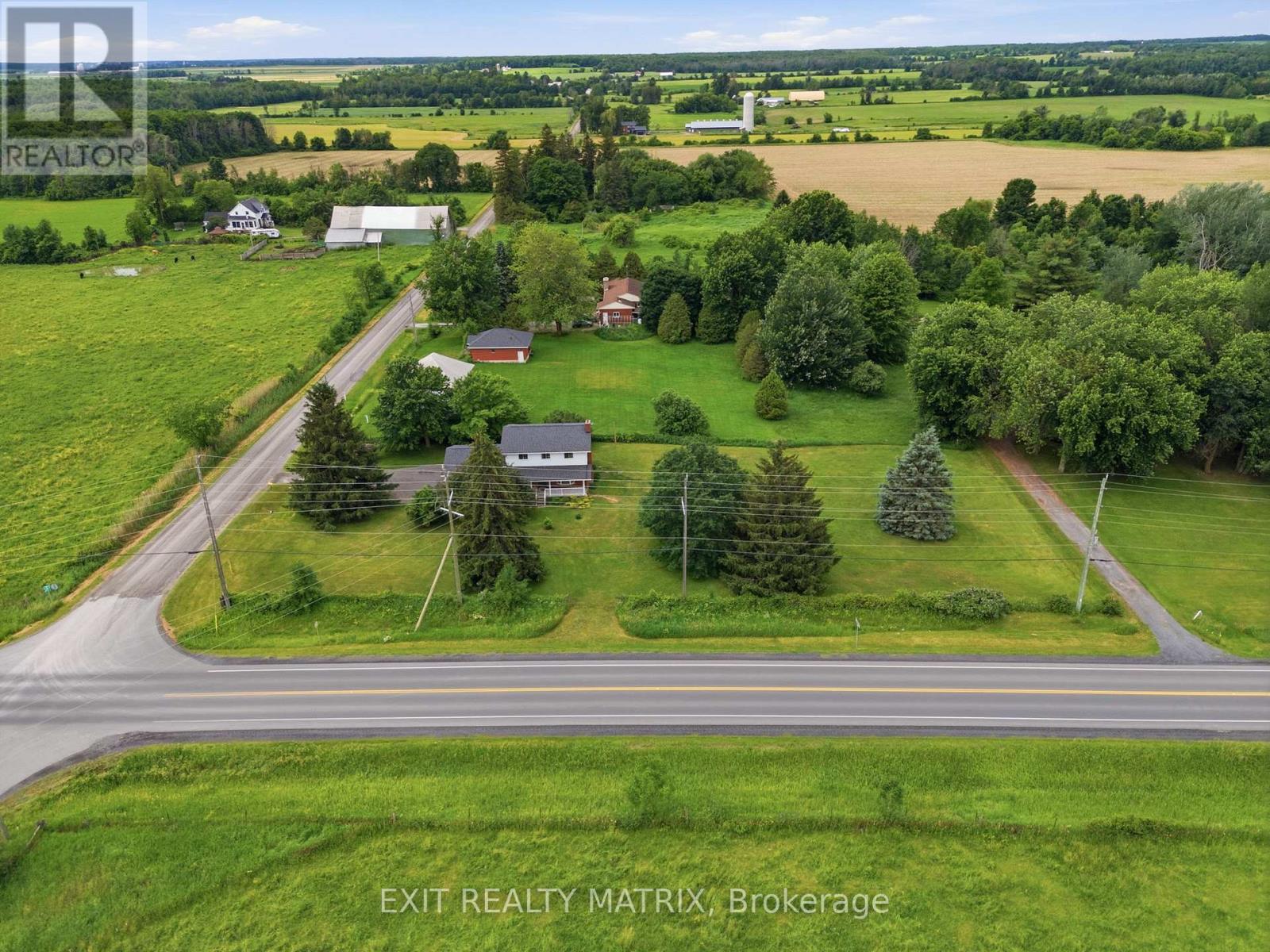 18203 KENYON 19 CONCESSION - Image 35