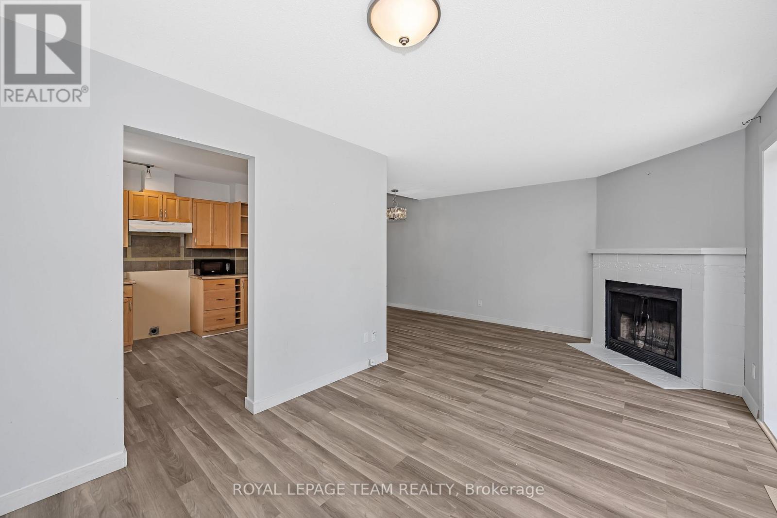 563 PARASOL COURT - 12