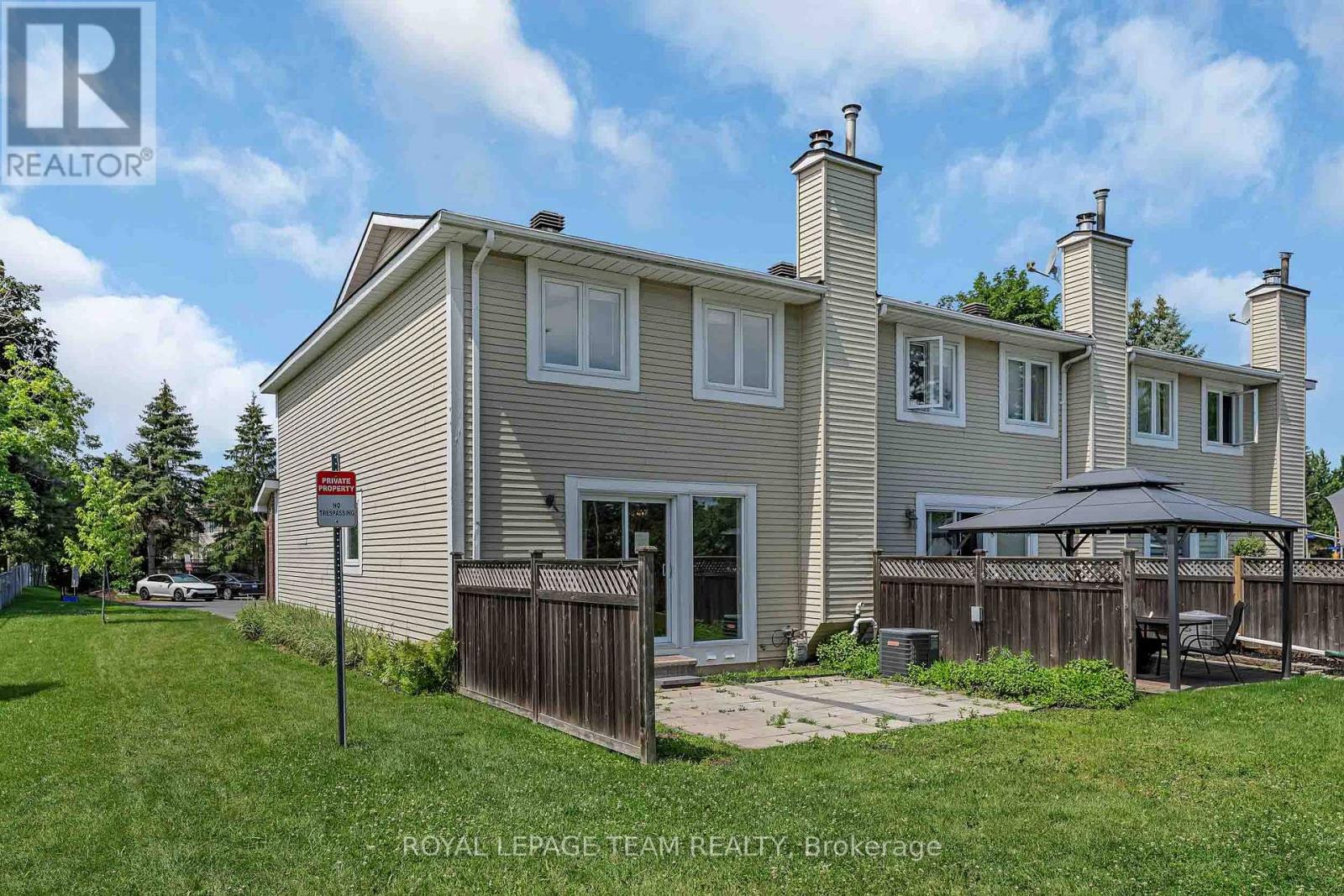563 PARASOL COURT - 40