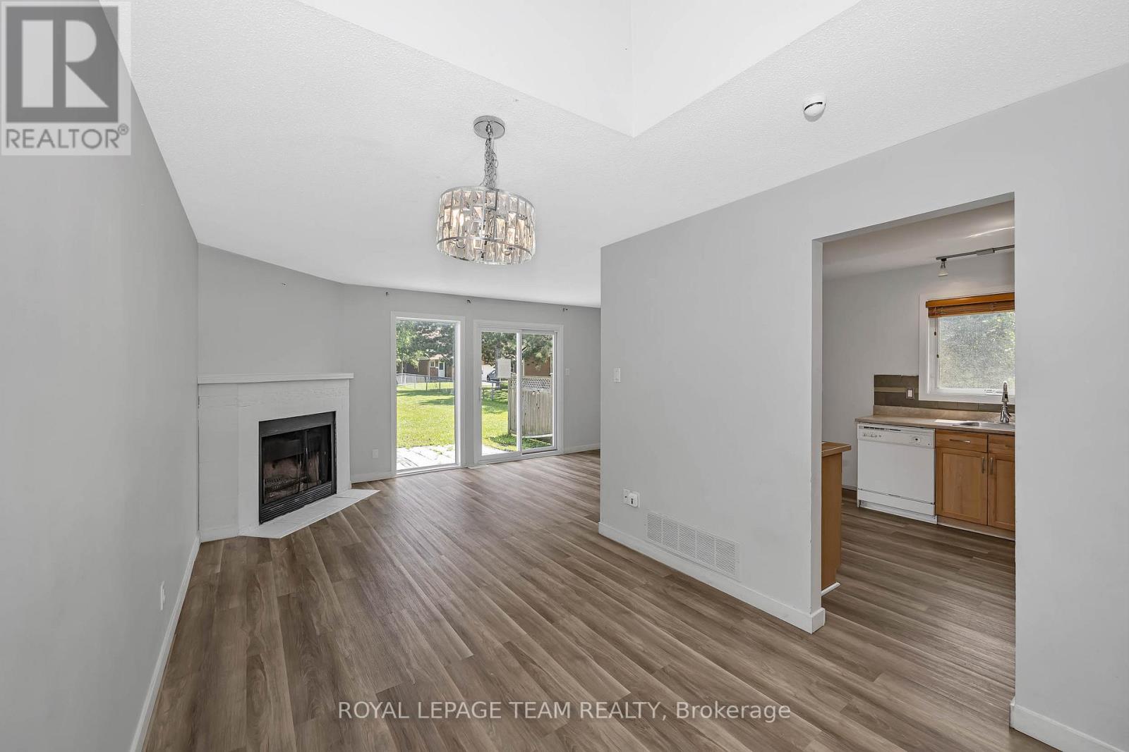 563 PARASOL COURT - 8