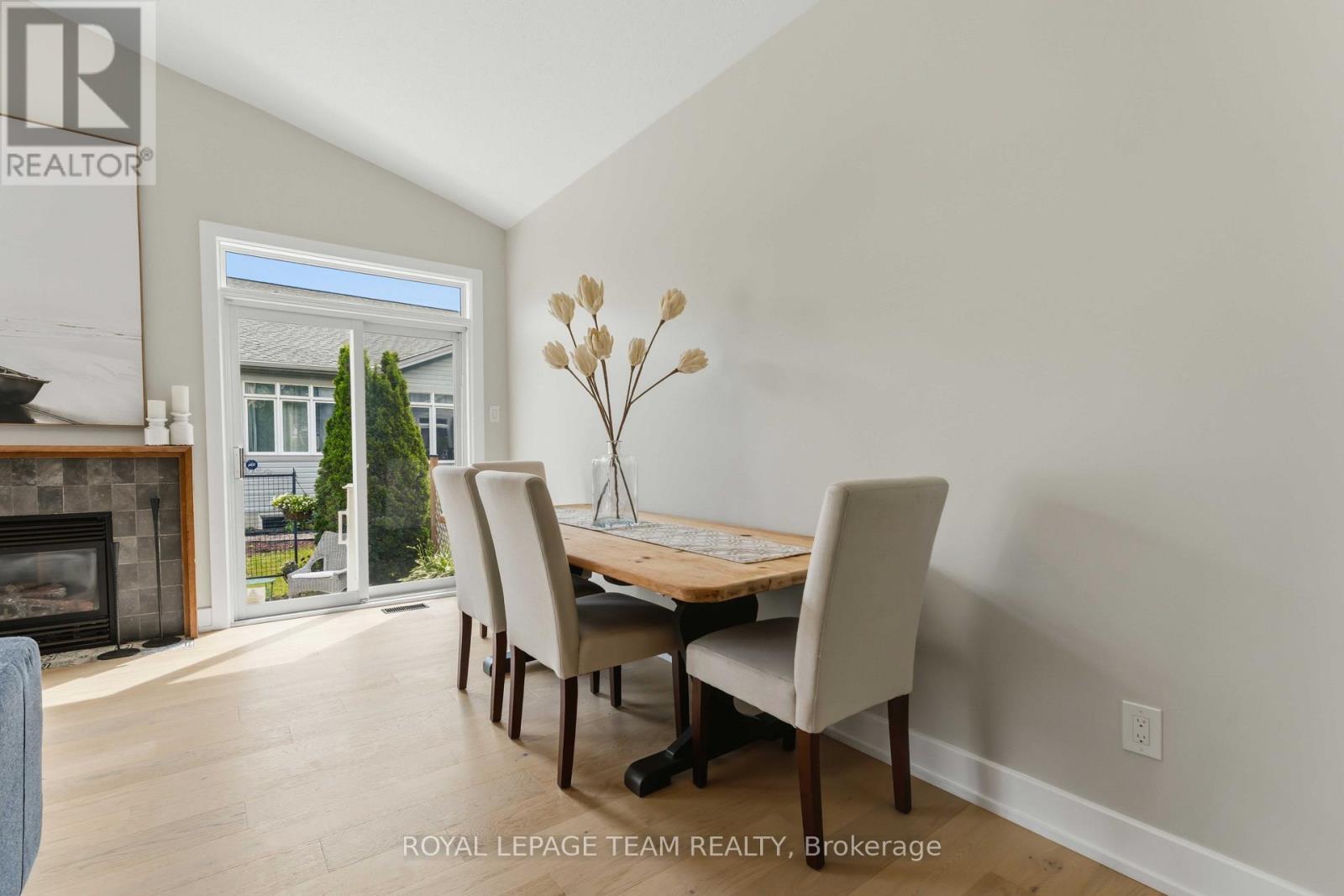 5553 DOCTOR LEACH DRIVE, Ottawa. Luxury613. By Peter Sagos - Image 18