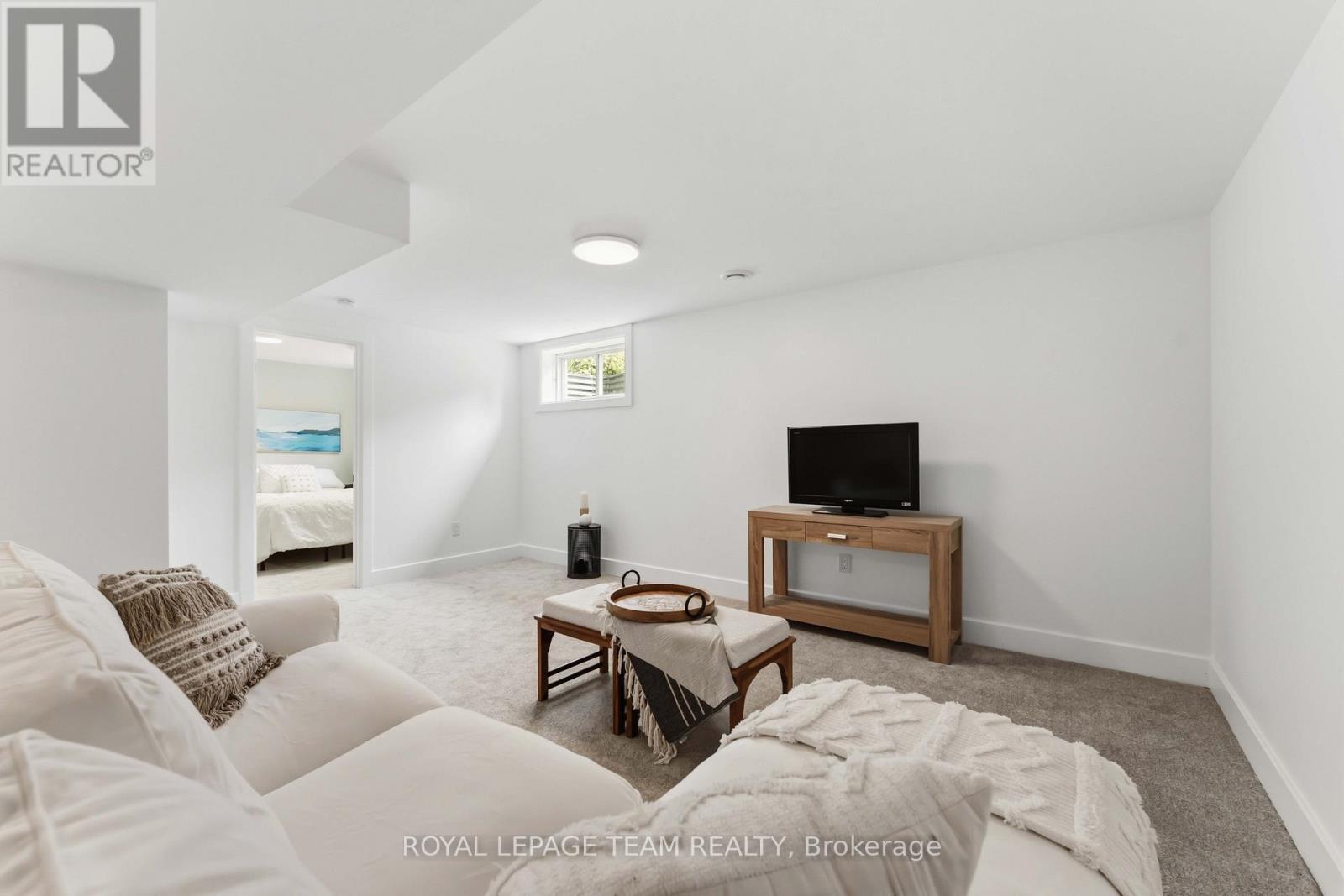 5553 DOCTOR LEACH DRIVE, Ottawa. Luxury613. By Peter Sagos - Image 29