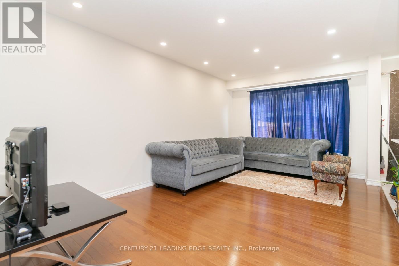 2457 HILL RISE STREET - 9