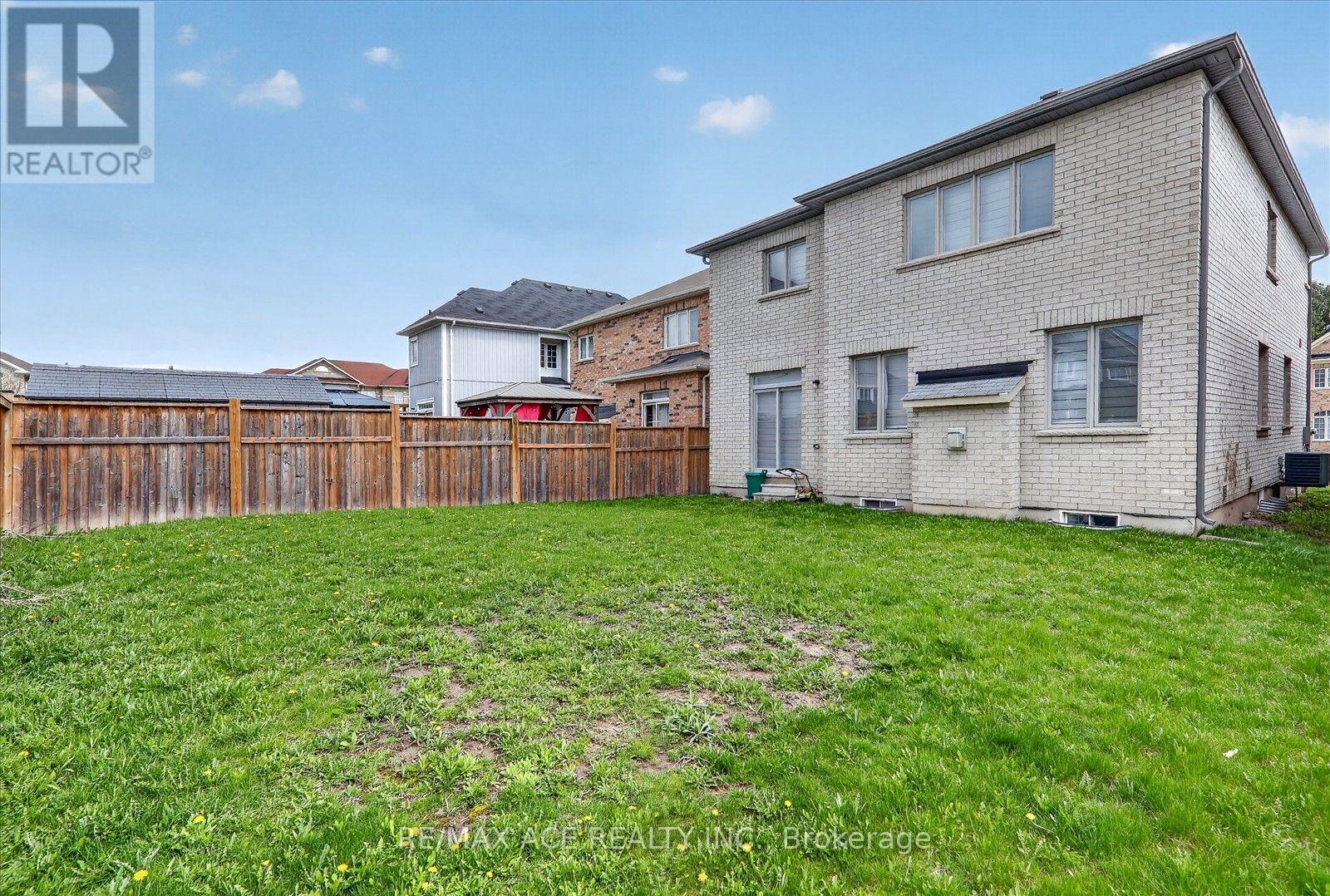10 GUSUL AVENUE - 34