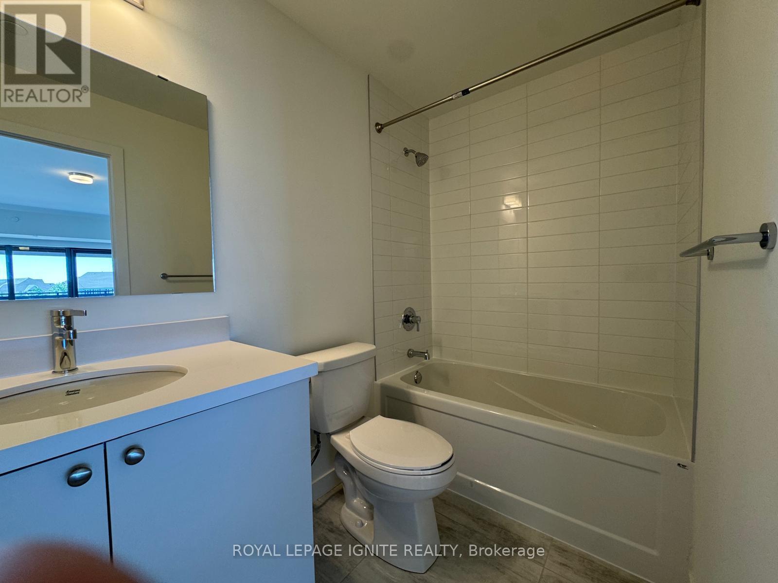 #322 51 CLARINGTON BOULEVARD - 25