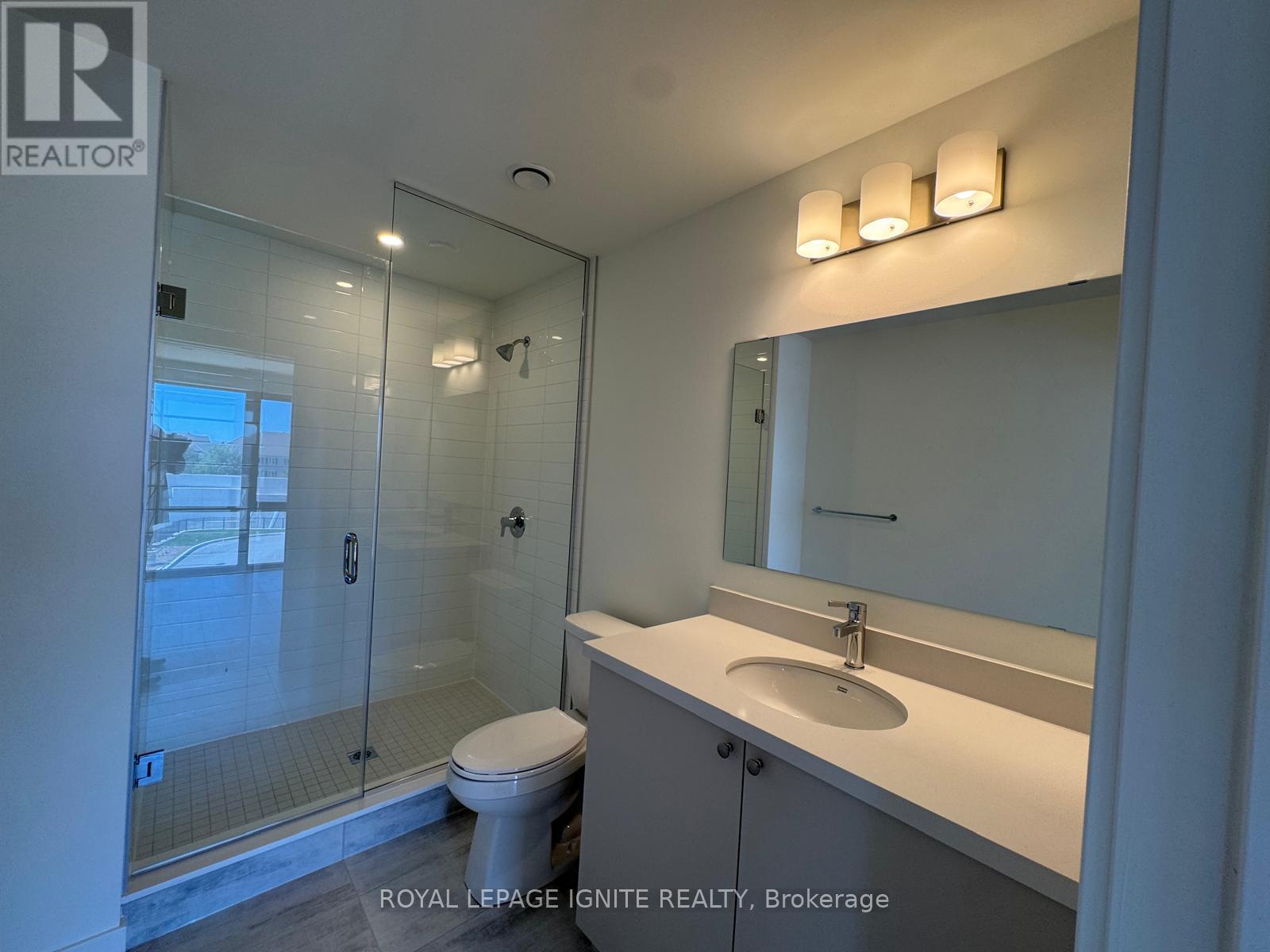 #322 51 CLARINGTON BOULEVARD - 28