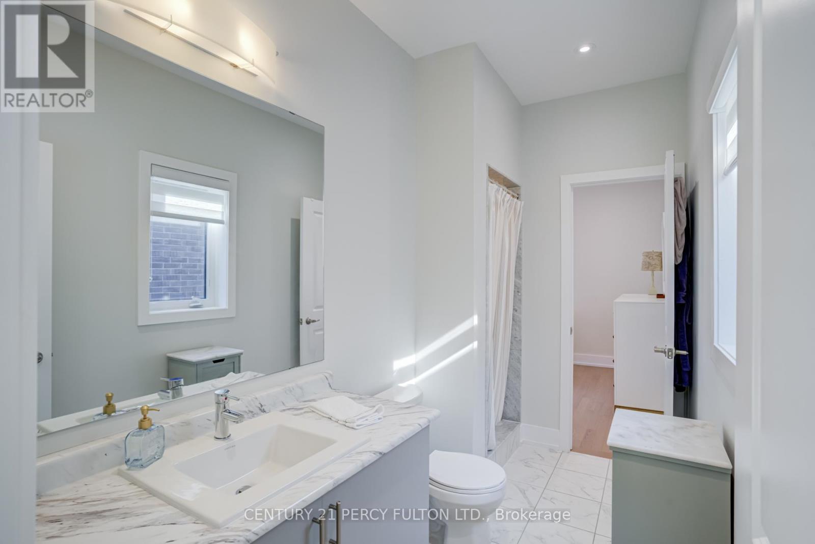 3B NORBURY CRESCENT - 30